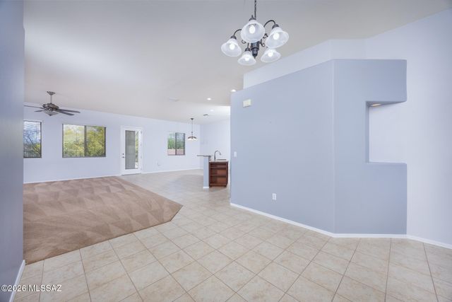 7841 E Treetop Road, Tucson, AZ 85756