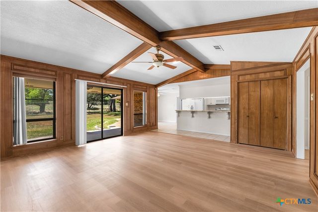 2116 Chinaberry Circle, Harker Heights, TX 76548