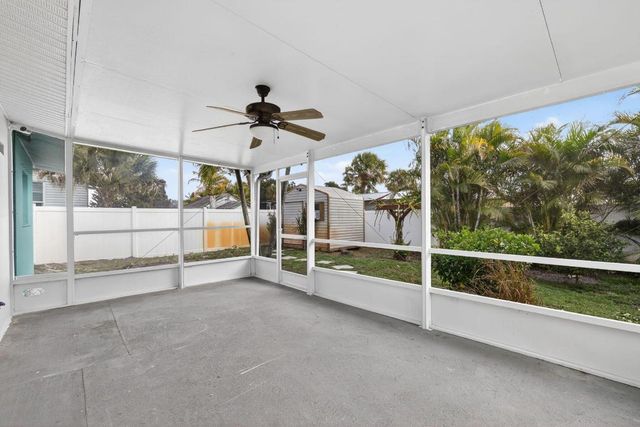 607 SE Cortez Avenue, Stuart, FL 34994