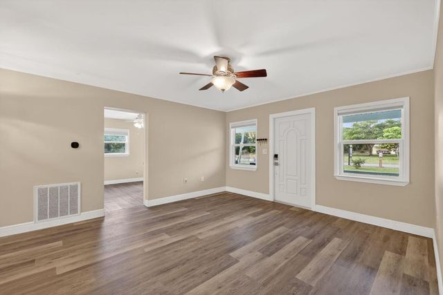 607 SE Cortez Avenue, Stuart, FL 34994