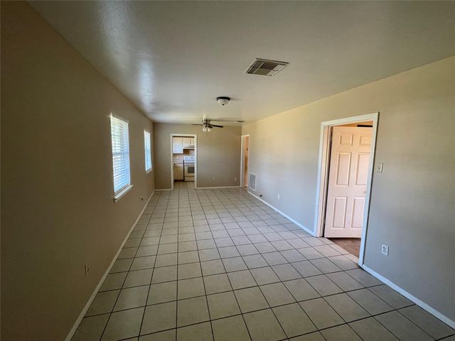 3910 Ella Boulevard, Houston, TX 77018