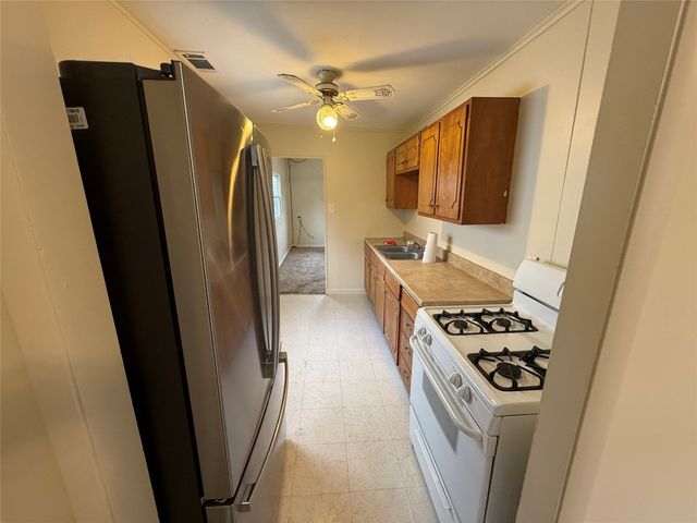 1139 W 36TH Street, Erie, PA 16508