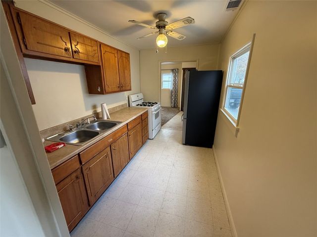 1139 W 36TH Street, Erie, PA 16508