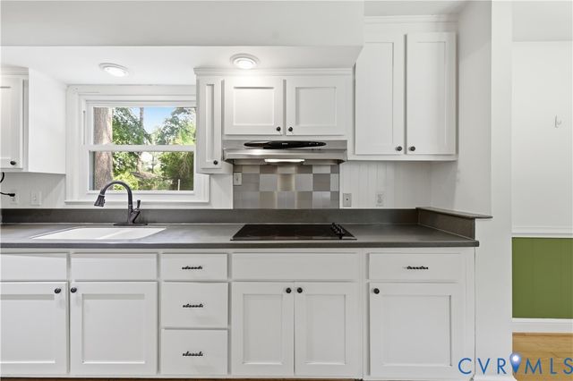 12541 Winfree St, Chester, VA 23831