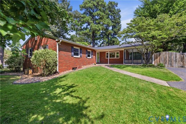 12541 Winfree St, Chester, VA 23831