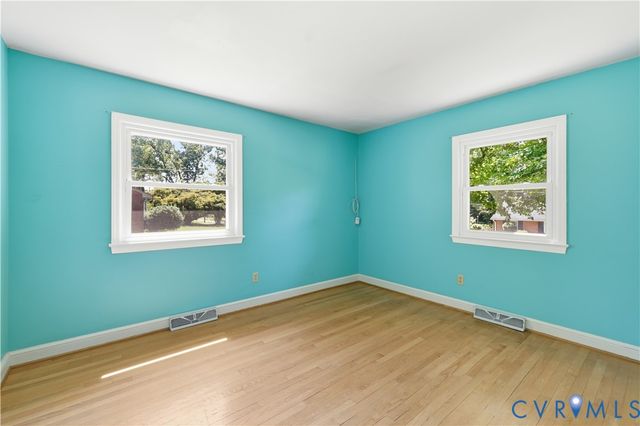 12541 Winfree St, Chester, VA 23831