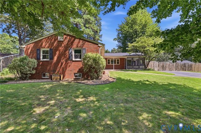12541 Winfree St, Chester, VA 23831