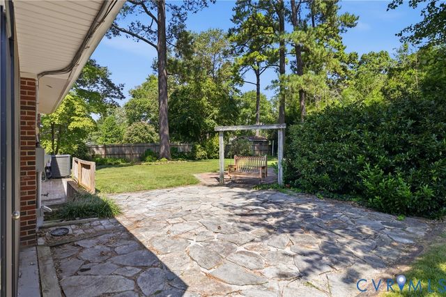 12541 Winfree St, Chester, VA 23831