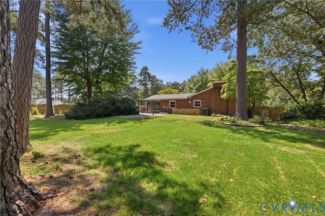 12541 Winfree St, Chester, VA 23831
