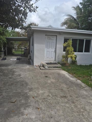 399 NW 98th St, Miami, FL 33150