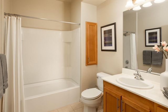 4388 El Camino Real 130, Los Altos, CA 94022