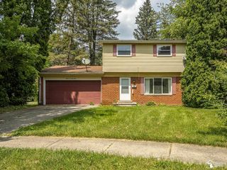 8648 Heather Court, Superior Twp, MI 48198