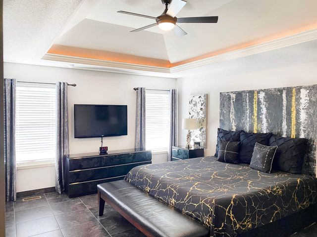 12301 E Zimmerly Ct, Wichita, KS 67207