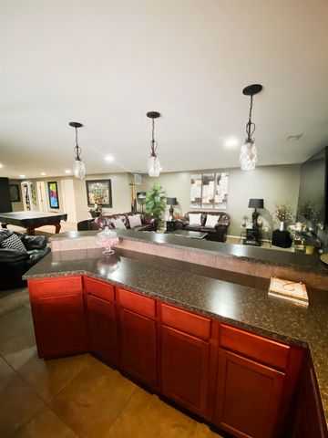 12301 E Zimmerly Ct, Wichita, KS 67207