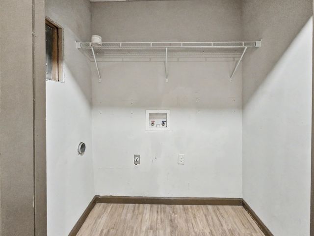 2223 W Elm Street, Springfield, MO 65806