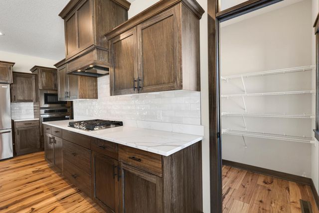 18567 Hidden Way, Lakeville, MN 55044