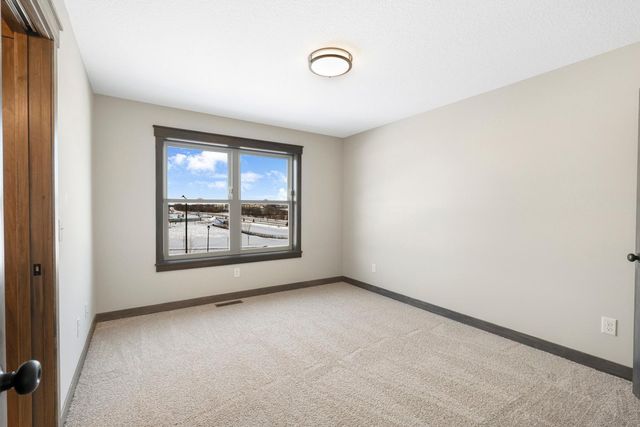 18567 Hidden Way, Lakeville, MN 55044