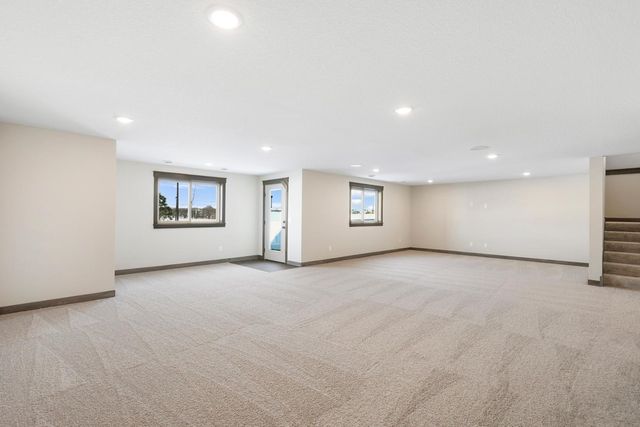 18567 Hidden Way, Lakeville, MN 55044