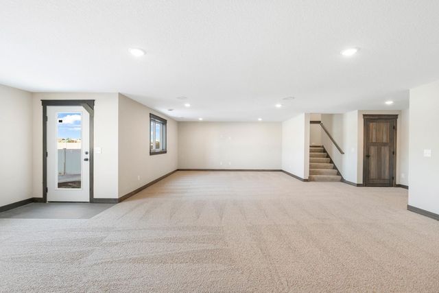 18567 Hidden Way, Lakeville, MN 55044