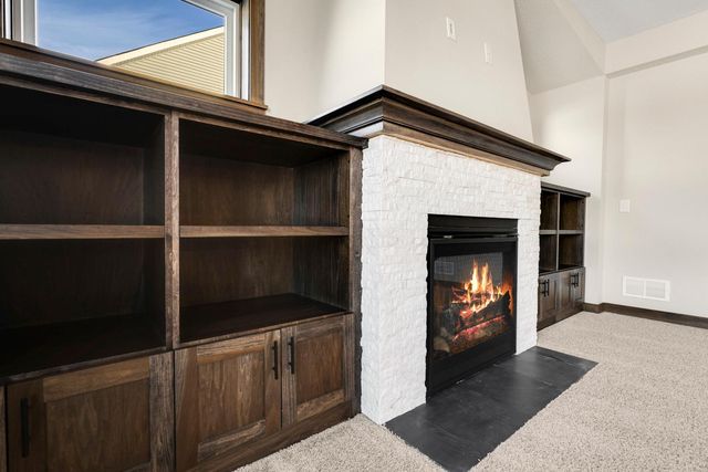 18567 Hidden Way, Lakeville, MN 55044