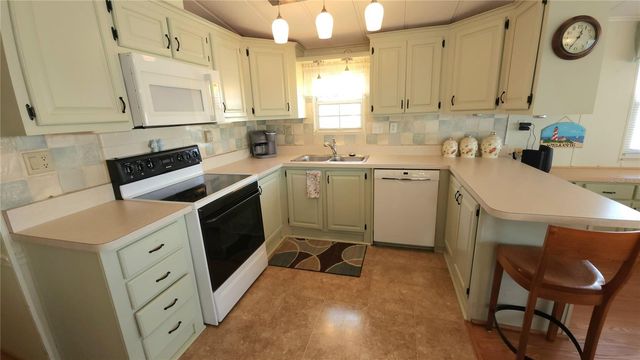 3333 26TH AVENUE E 1199, Bradenton, FL 34208