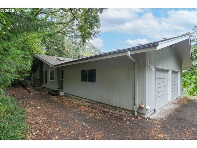 7885 Nw RIDGEWOOD Dr, Corvallis, OR 97330