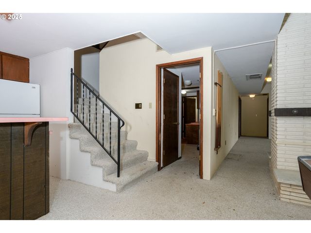 7885 Nw RIDGEWOOD Dr, Corvallis, OR 97330