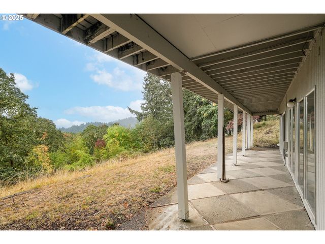 7885 Nw RIDGEWOOD Dr, Corvallis, OR 97330