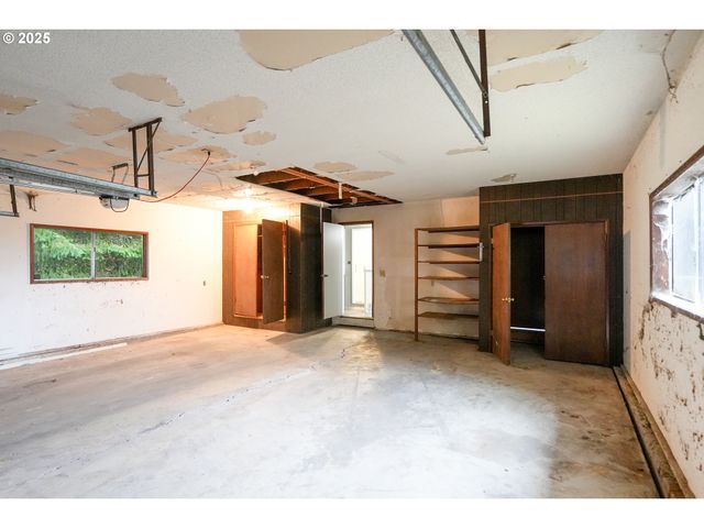 7885 Nw RIDGEWOOD Dr, Corvallis, OR 97330