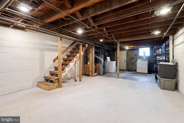 1011 W 42ND ST, Baltimore, MD 21211