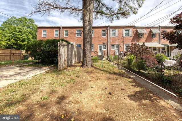 1011 W 42ND ST, Baltimore, MD 21211