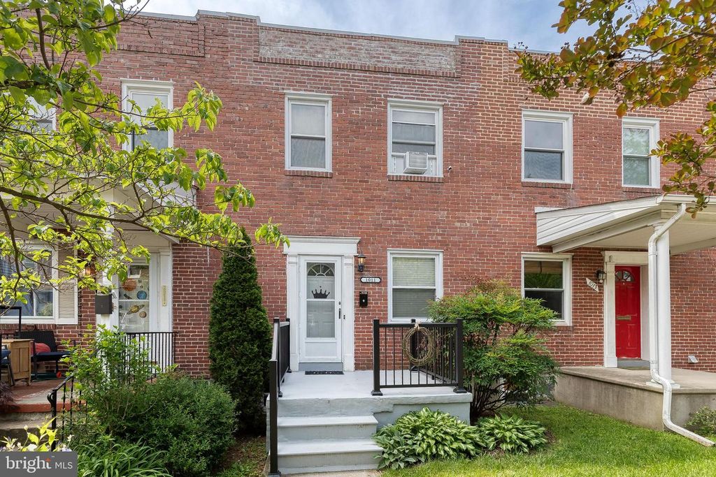1011 W 42ND ST, Baltimore, MD 21211