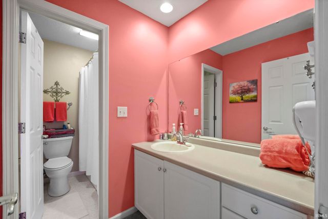 821 Red Oaks Lane, Lafayette, IN 47909