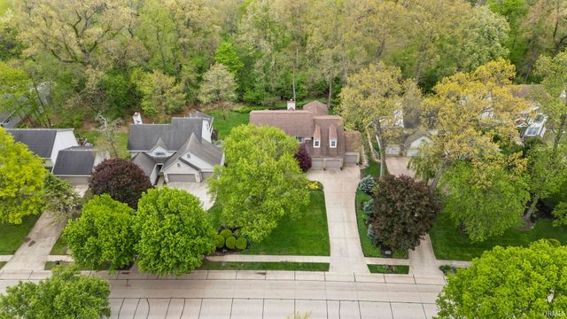 821 Red Oaks Lane, Lafayette, IN 47909