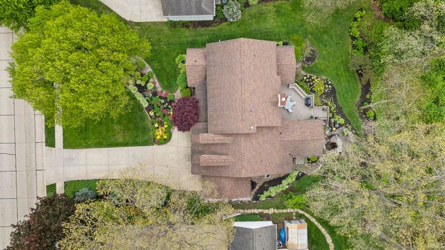 821 Red Oaks Lane, Lafayette, IN 47909