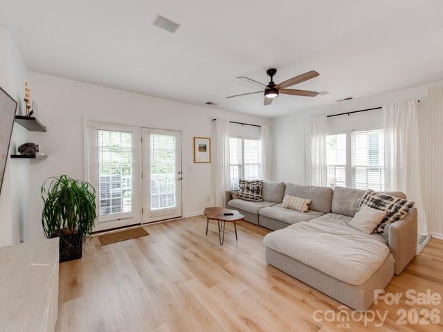 12117 Harrison Steel Drive, Charlotte, NC 28277