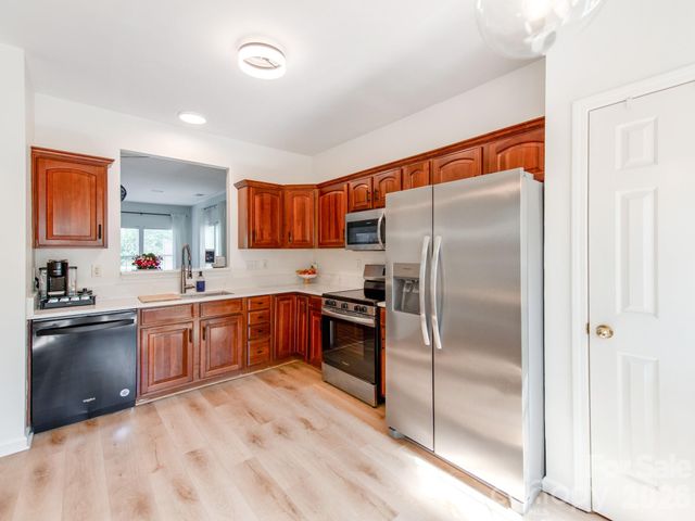12117 Harrison Steel Drive, Charlotte, NC 28277
