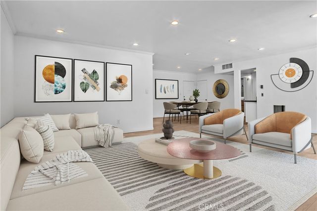 12955 Riverside Drive 102, Sherman Oaks, CA 91423