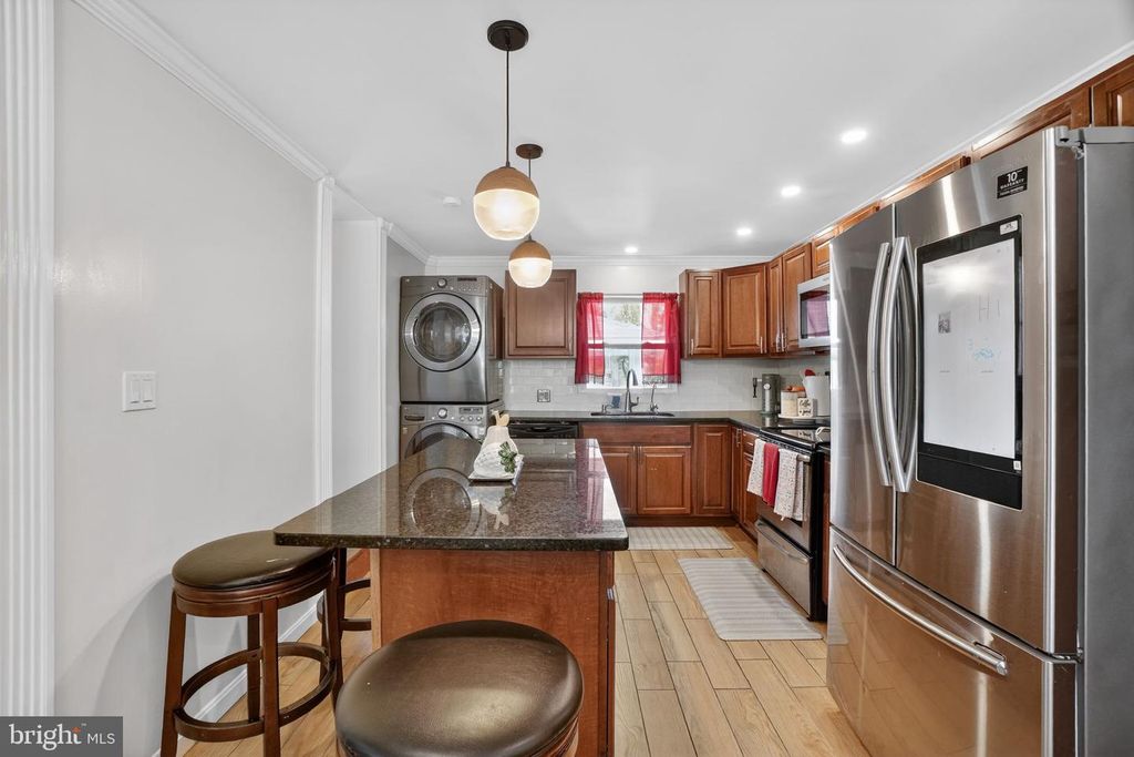 Image 10 of property listing at 5506 WINSTON ST, Temple Hills, MD 20748