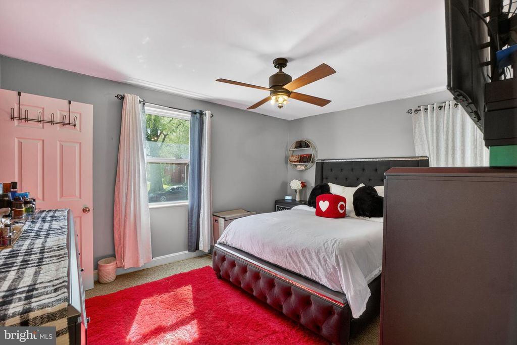 Image 14 of property listing at 5506 WINSTON ST, Temple Hills, MD 20748