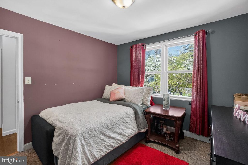 Image 19 of property listing at 5506 WINSTON ST, Temple Hills, MD 20748