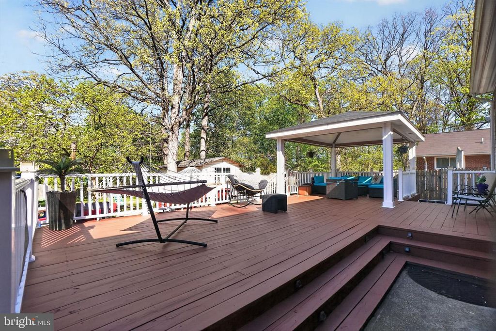 Image 35 of property listing at 5506 WINSTON ST, Temple Hills, MD 20748