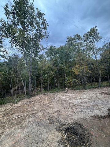 5633 Walnut Ridge Drive, Des Moines, IA 50317