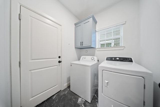 4004 Weslow Street, Houston, TX 77087