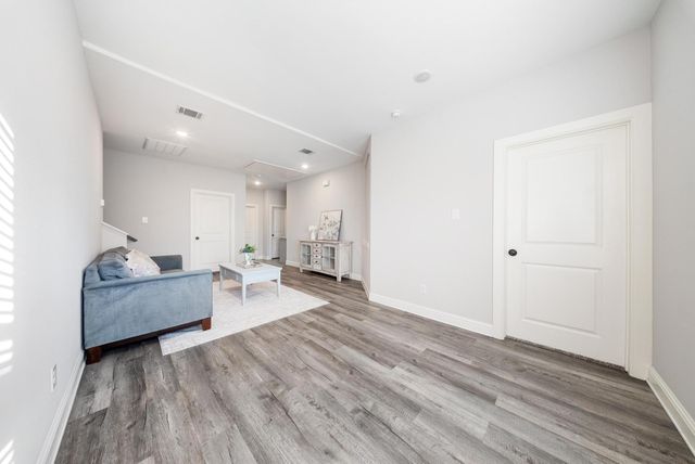 4004 Weslow Street, Houston, TX 77087