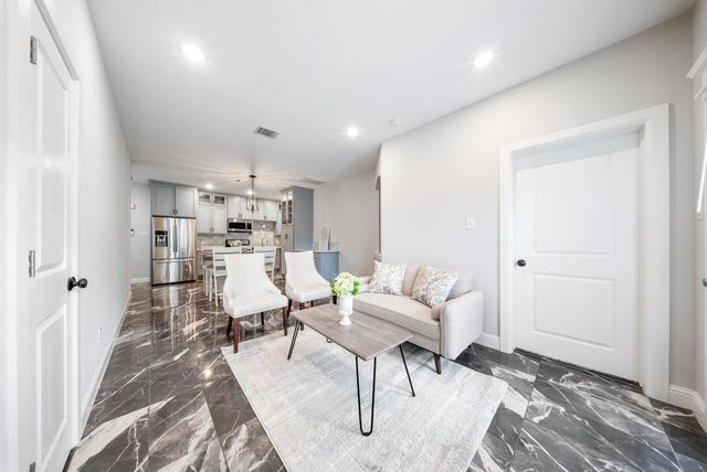 4004 Weslow Street, Houston, TX 77087