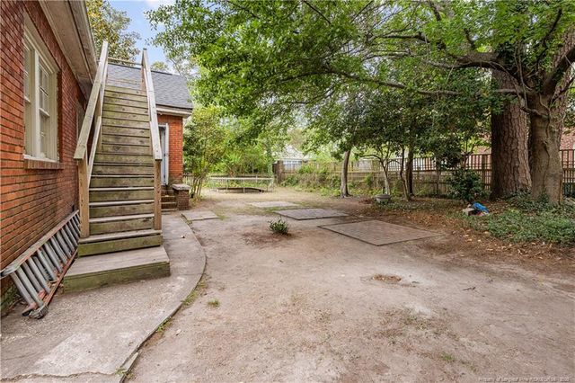 209 E 18th Street, Lumberton, NC 28358