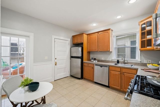 22 Jerome St 2, Boston, MA 02125