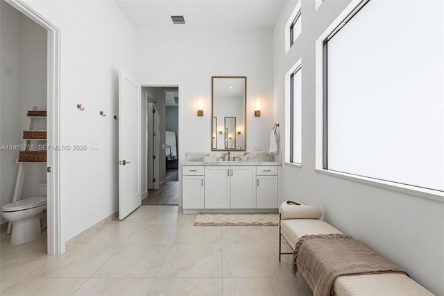 21135 Tangelo Tree Drive, Boca Raton, FL 33434