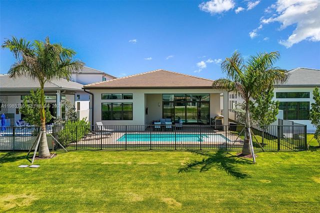 21135 Tangelo Tree Drive, Boca Raton, FL 33434